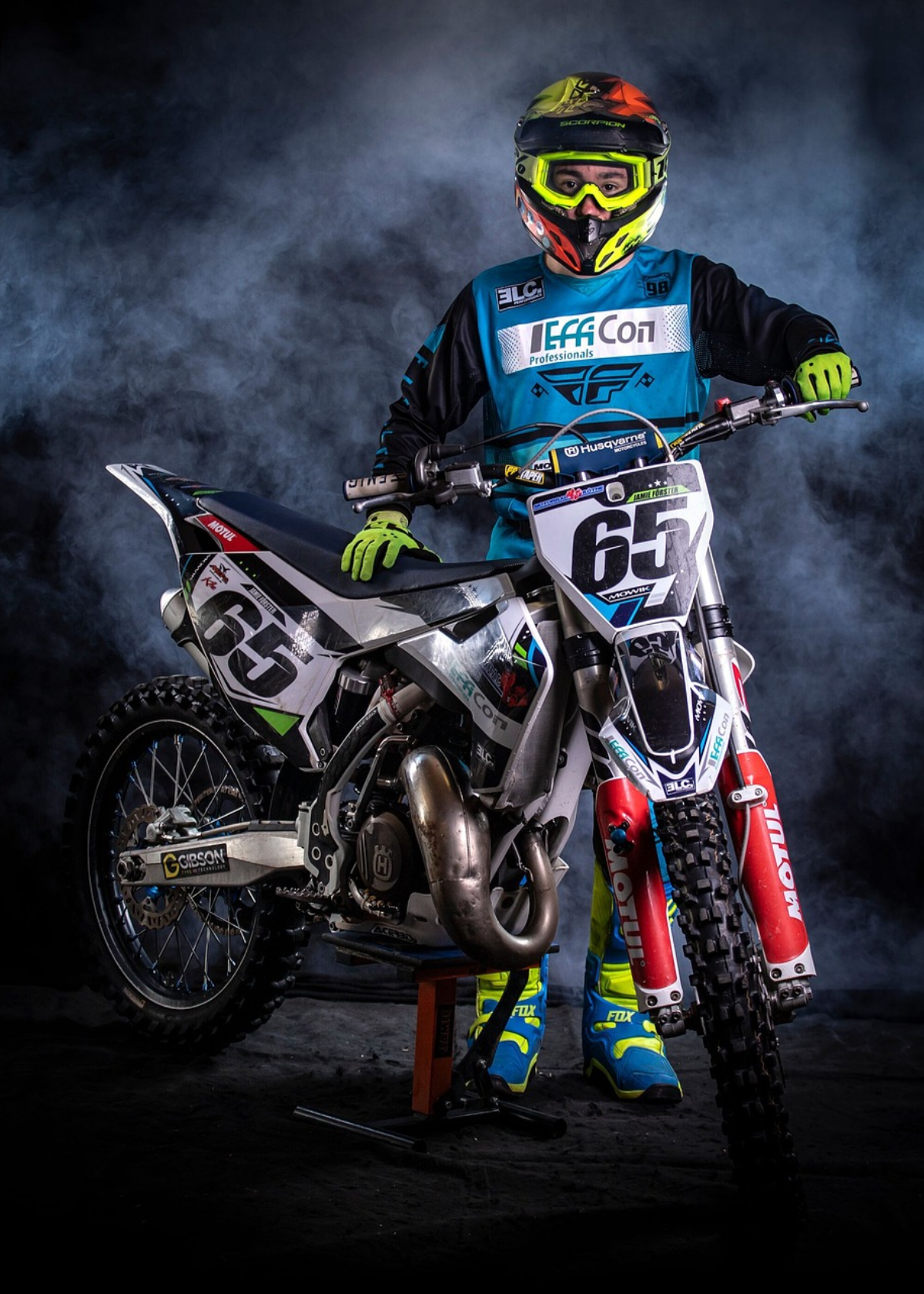 Top 7 Best Dirt Bike Helmet: Riding Safely and Stylishly - With Buying Guide