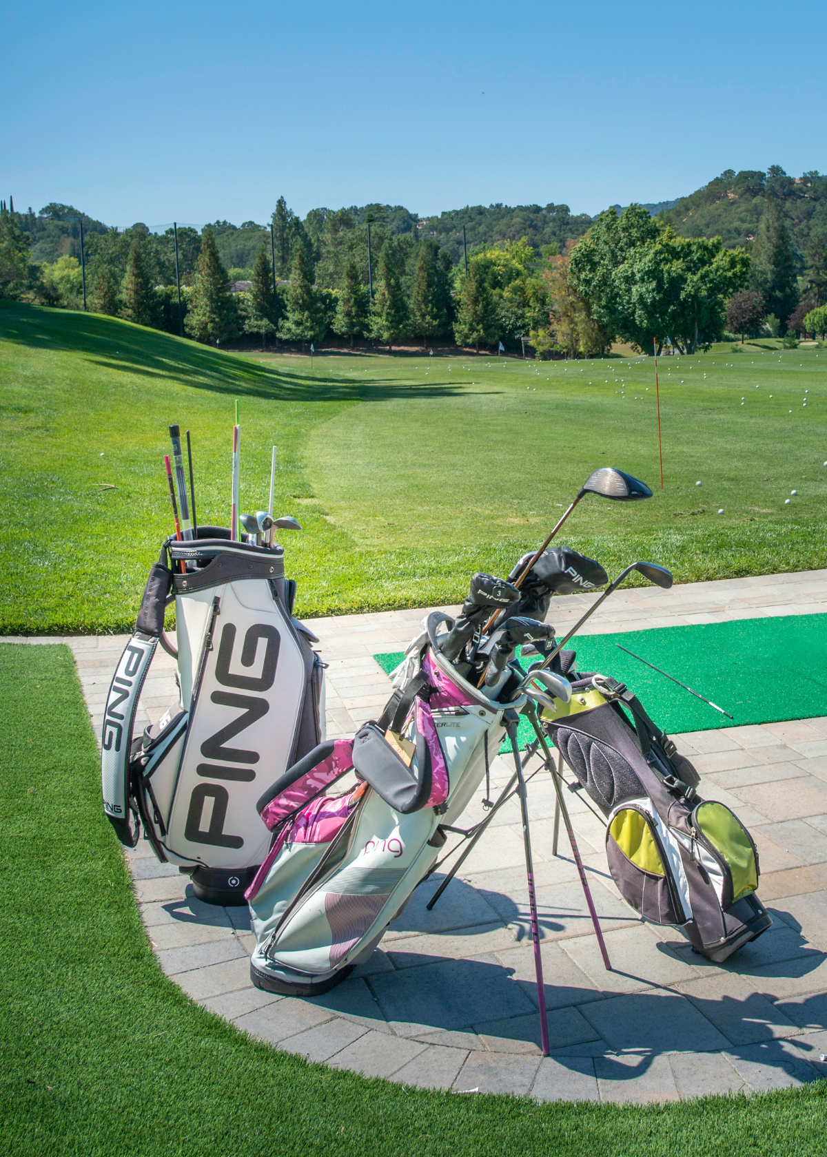Top 8 Best Golf Clubs For Beginners To Intermediate