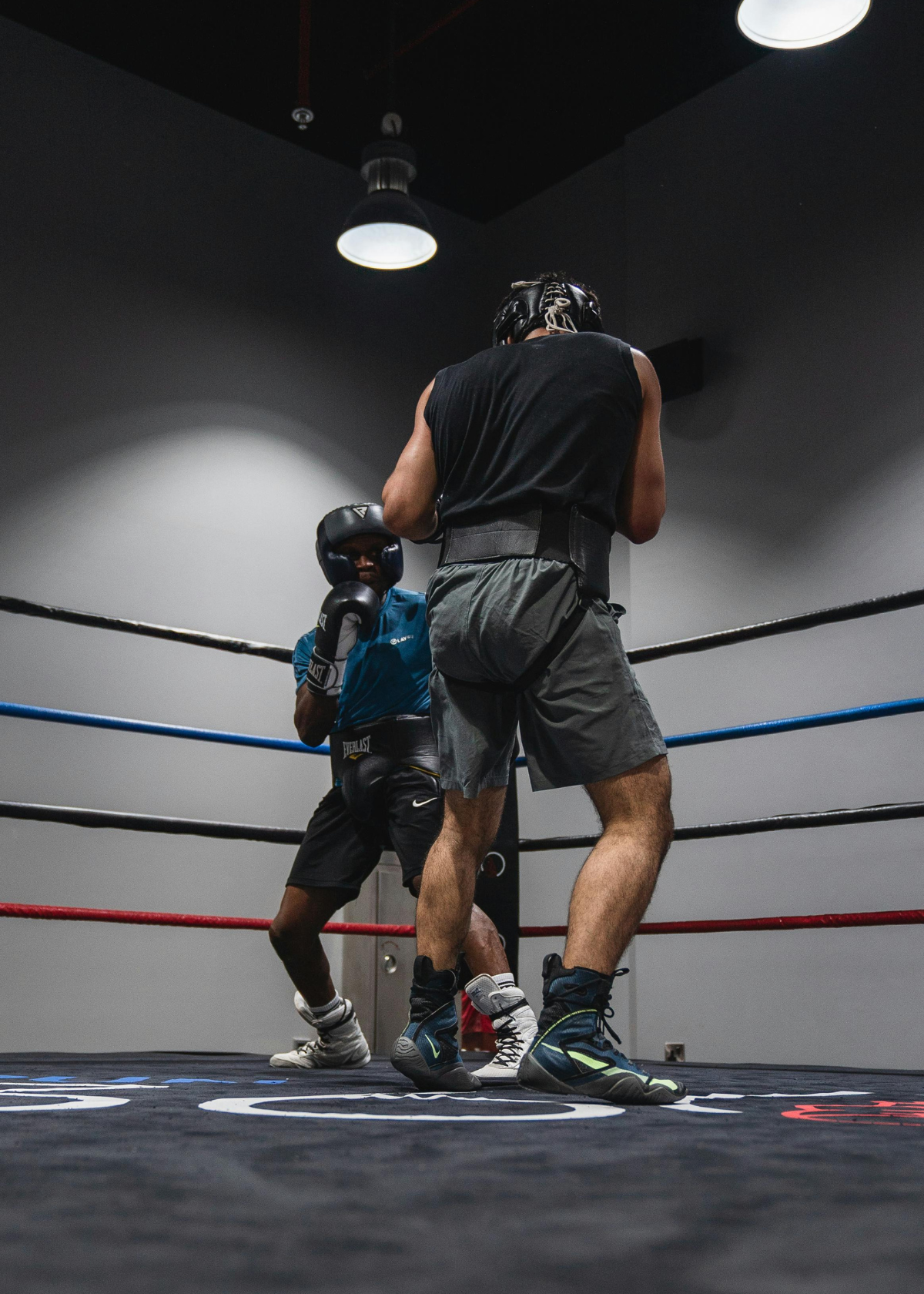 Float Like a Butterfly: Discover the Best Shoes for Boxing and Supreme Footwork!