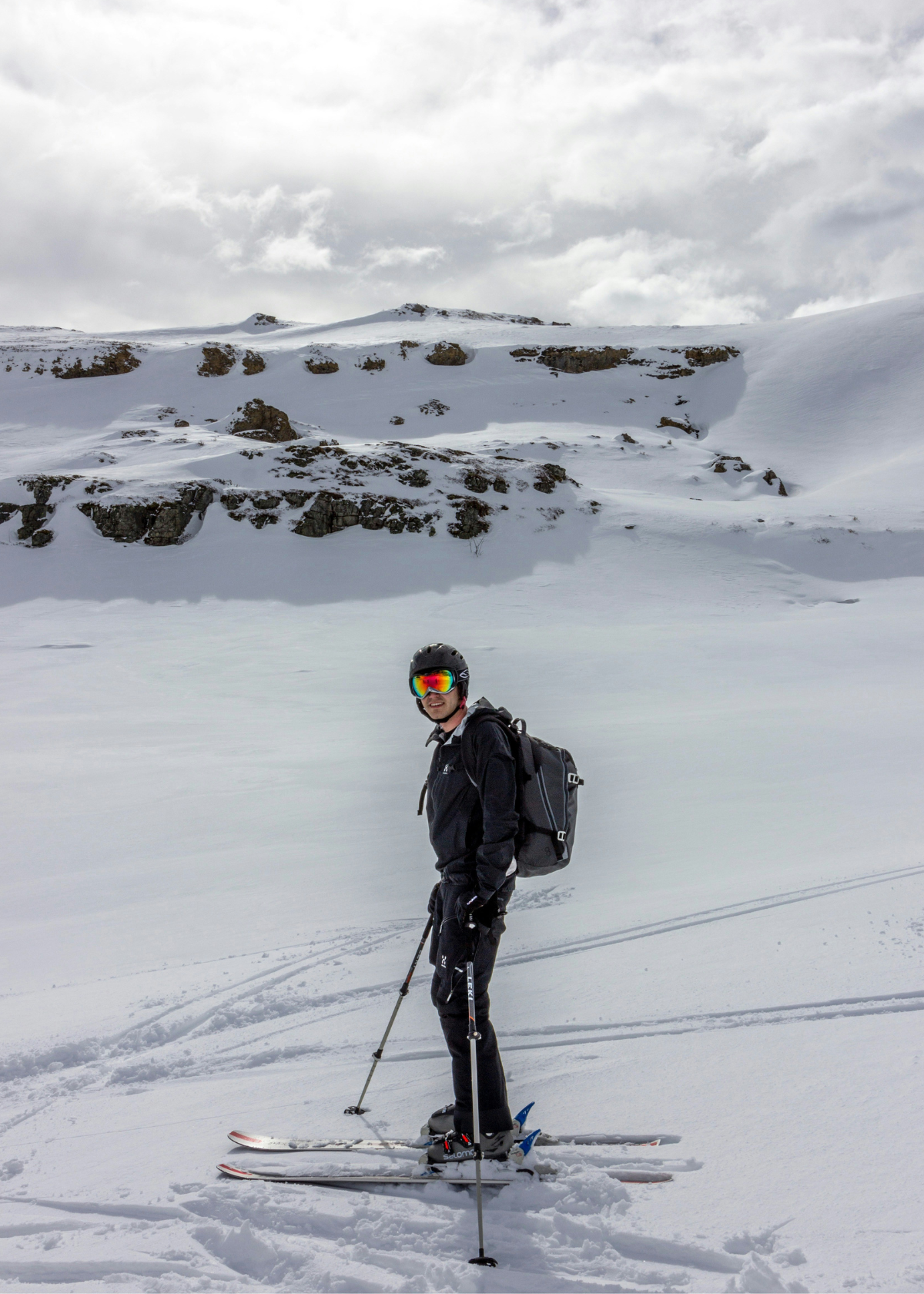 Pack Light, Ski Hard: The Best Backpack for Skiing and Serious Skiers!